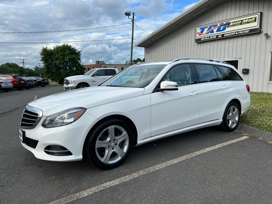 Used Mercedes-Benz E-Class 4dr Wgn E 350 Luxury 4MATIC 2014 | Tru Auto Mall. Berlin, Connecticut Used Mercedes-Benz E-Class 4dr Wgn E 350 Luxury 4MATIC 2014 | Tru Auto Mall. Berlin, Connecticut