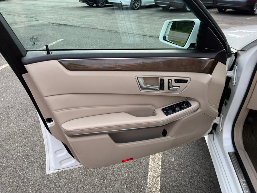 Used Mercedes-Benz E-Class 4dr Wgn E 350 Luxury 4MATIC 2014 | Tru Auto Mall. Berlin, Connecticut Used Mercedes-Benz E-Class 4dr Wgn E 350 Luxury 4MATIC 2014 | Tru Auto Mall. Berlin, Connecticut