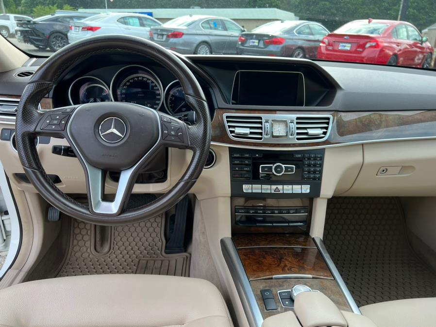 Used Mercedes-Benz E-Class 4dr Wgn E 350 Luxury 4MATIC 2014 | Tru Auto Mall. Berlin, Connecticut Used Mercedes-Benz E-Class 4dr Wgn E 350 Luxury 4MATIC 2014 | Tru Auto Mall. Berlin, Connecticut
