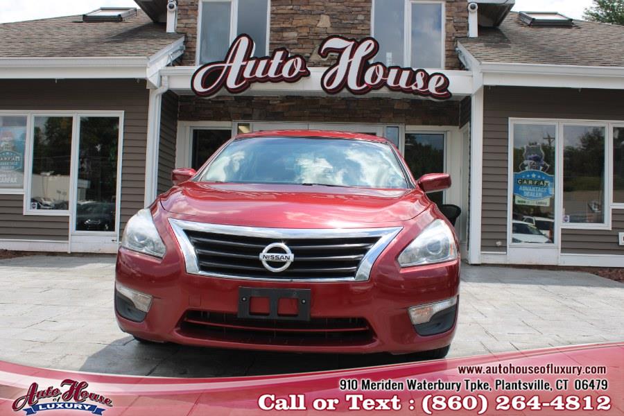 Used Nissan Altima 4dr Sdn I4 2.5 S 2013 | Auto House of Luxury. Plantsville, Connecticut
