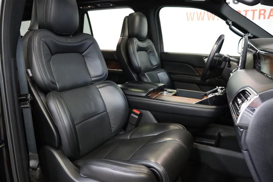 2018 Lincoln Navigator L RESERVE, available for sale in Paterson, New Jersey | Fast Track Motors. Paterson, New Jersey 2018 Lincoln Navigator L RESERVE, available for sale in Paterson, New Jersey | Fast Track Motors. Paterson, New Jersey