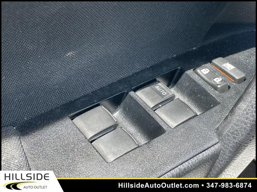 Used Toyota Corolla LE 2016 | Hillside Auto Outlet. Jamaica, New York Used Toyota Corolla LE 2016 | Hillside Auto Outlet. Jamaica, New York