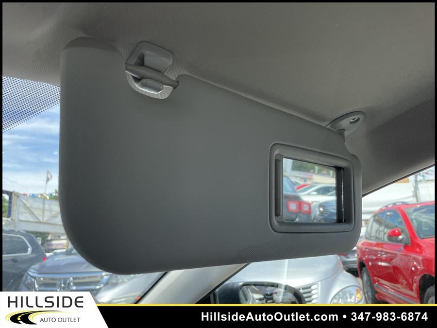 Used Toyota Corolla LE 2016 | Hillside Auto Outlet. Jamaica, New York Used Toyota Corolla LE 2016 | Hillside Auto Outlet. Jamaica, New York