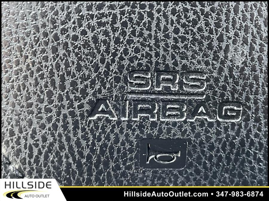 Used Toyota Corolla LE 2016 | Hillside Auto Outlet. Jamaica, New York Used Toyota Corolla LE 2016 | Hillside Auto Outlet. Jamaica, New York