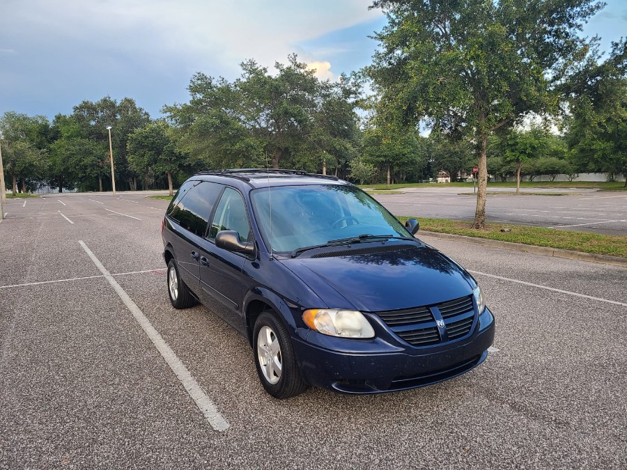 2006 Dodge Caravan 4dr SXT, available for sale in Longwood, Florida | Majestic Autos Inc.. Longwood, Florida