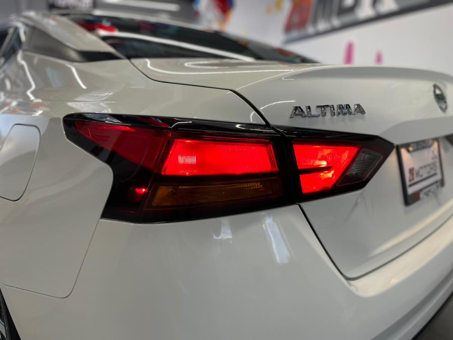 2021 Nissan Altima SR 2.5 SR Sedan, available for sale in Hollis, New York | Jamaica 26 Motors. Hollis, New York 2021 Nissan Altima SR 2.5 SR Sedan, available for sale in Hollis, New York | Jamaica 26 Motors. Hollis, New York