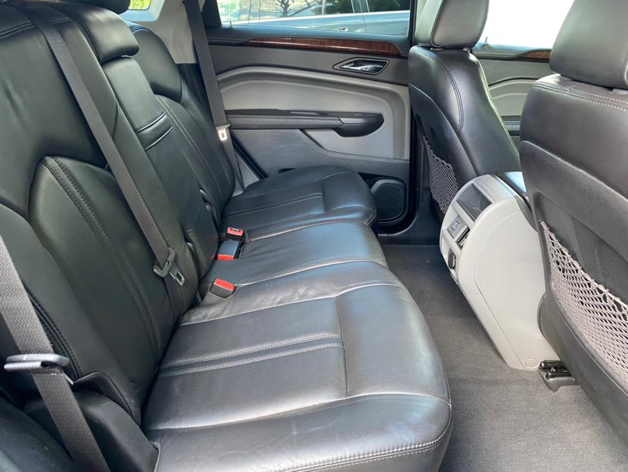 Used Cadillac SRX AWD 4dr Luxury Collection 2010 | Lava Motors 2 Inc. Canton, Connecticut Used Cadillac SRX AWD 4dr Luxury Collection 2010 | Lava Motors 2 Inc. Canton, Connecticut