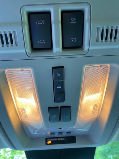 Used Cadillac SRX AWD 4dr Luxury Collection 2010 | Lava Motors 2 Inc. Canton, Connecticut Used Cadillac SRX AWD 4dr Luxury Collection 2010 | Lava Motors 2 Inc. Canton, Connecticut