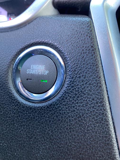 Used Cadillac SRX AWD 4dr Luxury Collection 2010 | Lava Motors 2 Inc. Canton, Connecticut Used Cadillac SRX AWD 4dr Luxury Collection 2010 | Lava Motors 2 Inc. Canton, Connecticut