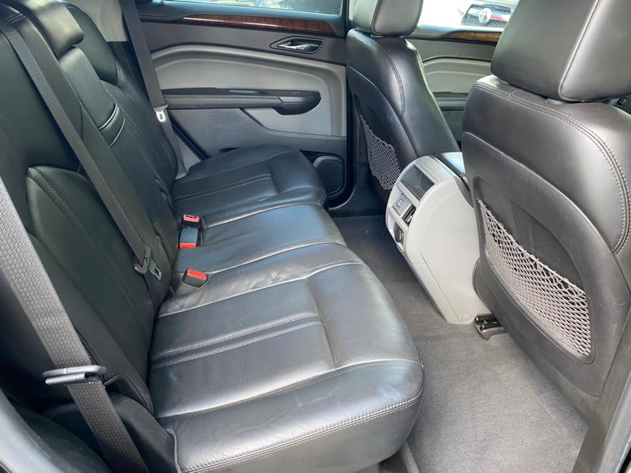 Used Cadillac SRX AWD 4dr Luxury Collection 2010 | Lava Motors 2 Inc. Canton, Connecticut Used Cadillac SRX AWD 4dr Luxury Collection 2010 | Lava Motors 2 Inc. Canton, Connecticut