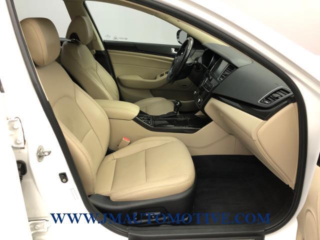 Used Kia Cadenza 4dr Sdn Premium 2014 | J&M Automotive Sls&Svc LLC. Naugatuck, Connecticut Used Kia Cadenza 4dr Sdn Premium 2014 | J&M Automotive Sls&Svc LLC. Naugatuck, Connecticut