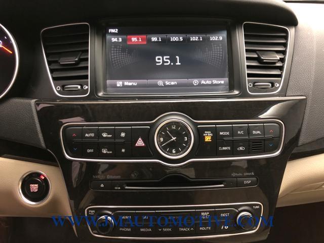 Used Kia Cadenza 4dr Sdn Premium 2014 | J&M Automotive Sls&Svc LLC. Naugatuck, Connecticut Used Kia Cadenza 4dr Sdn Premium 2014 | J&M Automotive Sls&Svc LLC. Naugatuck, Connecticut
