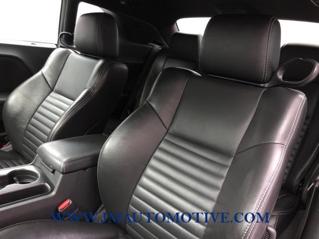 2010 Dodge Challenger 2dr Cpe R/T, available for sale in Naugatuck, Connecticut | J&M Automotive Sls&Svc LLC. Naugatuck, Connecticut 2010 Dodge Challenger 2dr Cpe R/T, available for sale in Naugatuck, Connecticut | J&M Automotive Sls&Svc LLC. Naugatuck, Connecticut