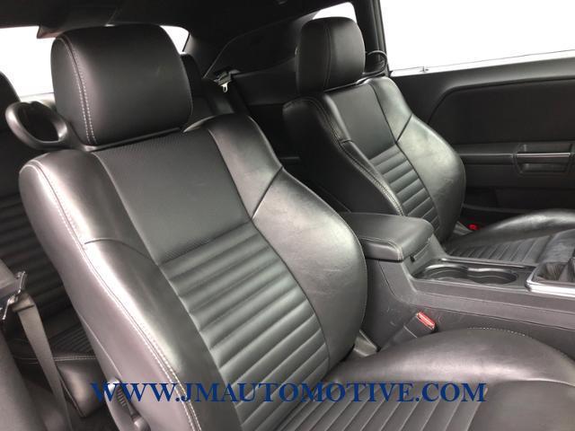 2010 Dodge Challenger 2dr Cpe R/T, available for sale in Naugatuck, Connecticut | J&M Automotive Sls&Svc LLC. Naugatuck, Connecticut 2010 Dodge Challenger 2dr Cpe R/T, available for sale in Naugatuck, Connecticut | J&M Automotive Sls&Svc LLC. Naugatuck, Connecticut