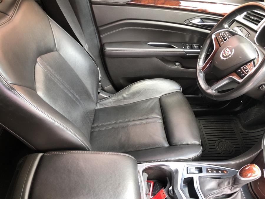 2014 Cadillac SRX AWD 4dr Luxury Collection, available for sale in Waterbury, Connecticut | National Auto Brokers, Inc.. Waterbury, Connecticut 2014 Cadillac SRX AWD 4dr Luxury Collection, available for sale in Waterbury, Connecticut | National Auto Brokers, Inc.. Waterbury, Connecticut
