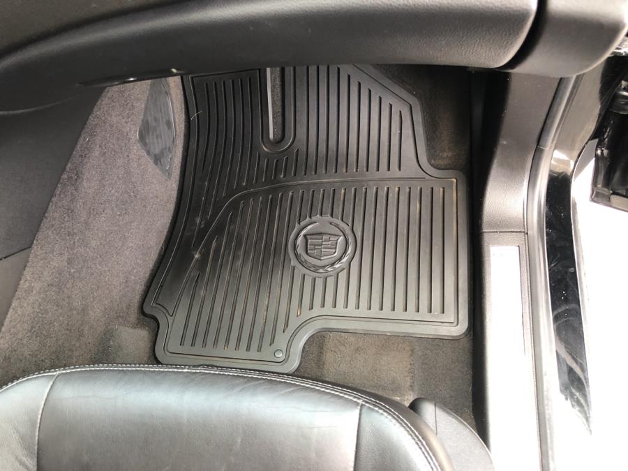 2014 Cadillac SRX AWD 4dr Luxury Collection, available for sale in Waterbury, Connecticut | National Auto Brokers, Inc.. Waterbury, Connecticut 2014 Cadillac SRX AWD 4dr Luxury Collection, available for sale in Waterbury, Connecticut | National Auto Brokers, Inc.. Waterbury, Connecticut