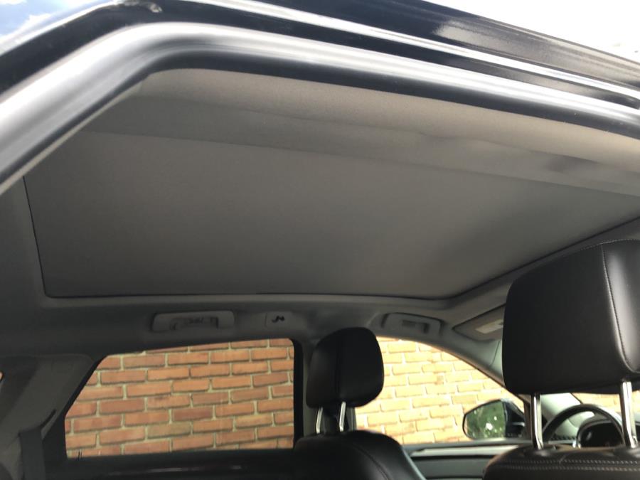 2014 Cadillac SRX AWD 4dr Luxury Collection, available for sale in Waterbury, Connecticut | National Auto Brokers, Inc.. Waterbury, Connecticut 2014 Cadillac SRX AWD 4dr Luxury Collection, available for sale in Waterbury, Connecticut | National Auto Brokers, Inc.. Waterbury, Connecticut