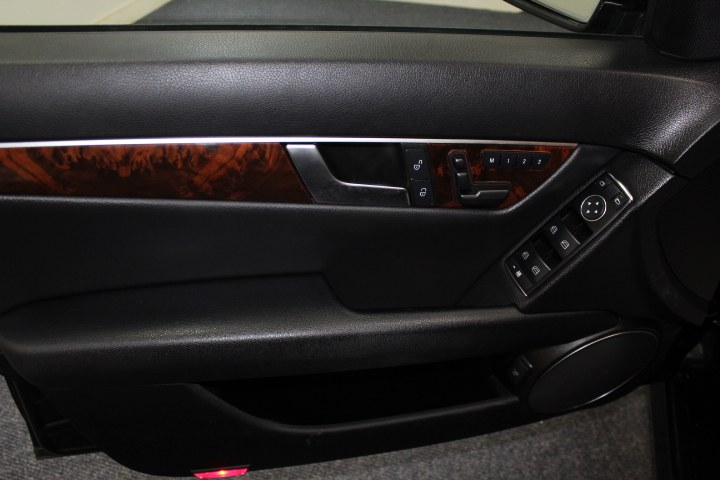 2013 Mercedes-Benz C-Class 4dr Sdn C300 Sport 4MATIC, available for sale in Plainville, Connecticut | New England Auto Sales LLC. Plainville, Connecticut 2013 Mercedes-Benz C-Class 4dr Sdn C300 Sport 4MATIC, available for sale in Plainville, Connecticut | New England Auto Sales LLC. Plainville, Connecticut