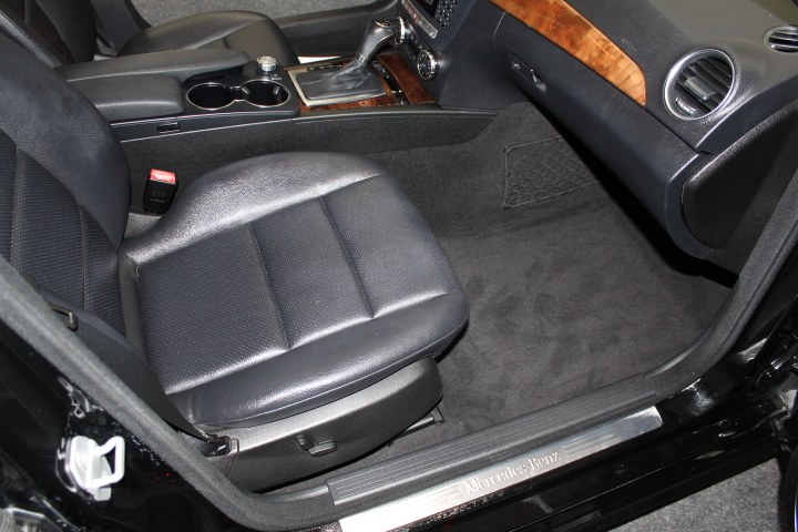 2013 Mercedes-Benz C-Class 4dr Sdn C300 Sport 4MATIC, available for sale in Plainville, Connecticut | New England Auto Sales LLC. Plainville, Connecticut 2013 Mercedes-Benz C-Class 4dr Sdn C300 Sport 4MATIC, available for sale in Plainville, Connecticut | New England Auto Sales LLC. Plainville, Connecticut