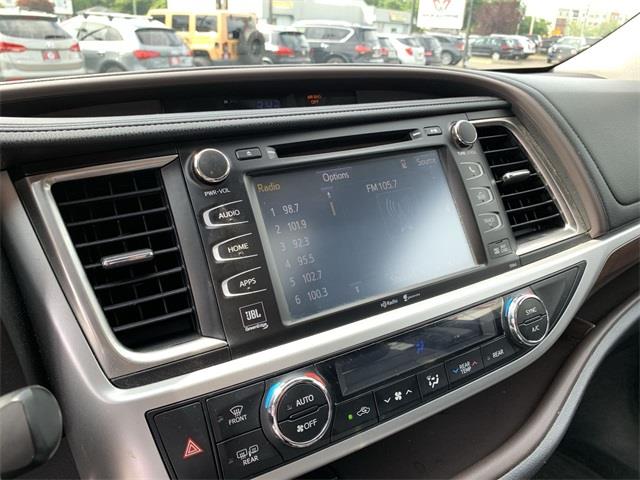 Used Toyota Highlander Limited 2014 | Wiz Leasing Inc. Stratford, Connecticut Used Toyota Highlander Limited 2014 | Wiz Leasing Inc. Stratford, Connecticut