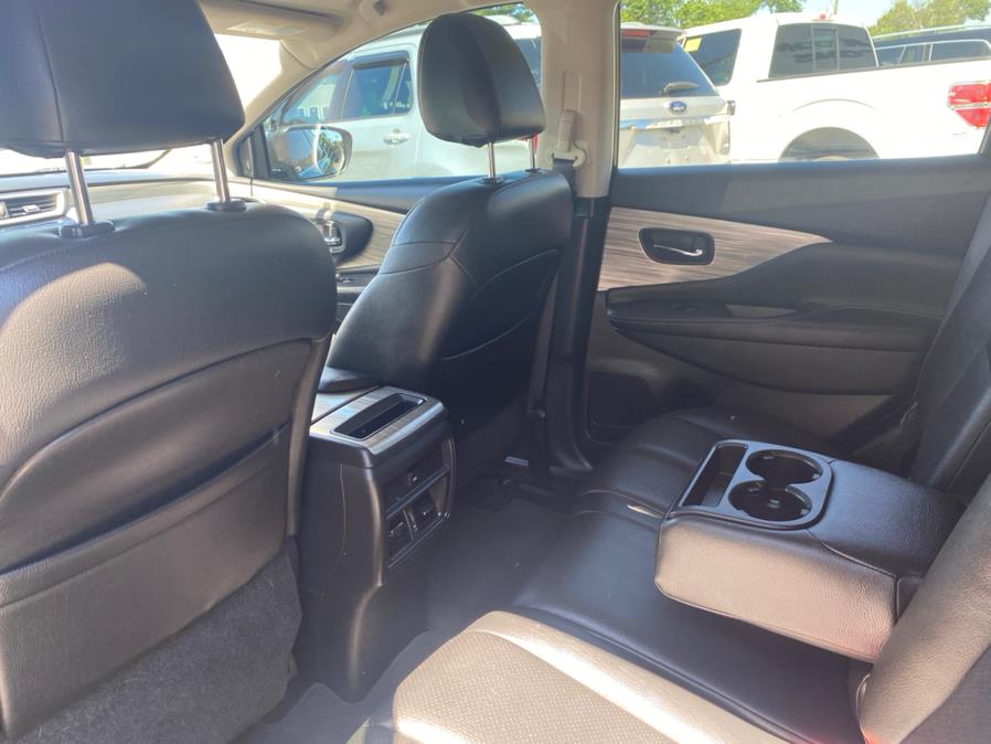2017 Nissan Murano 2017.5 FWD SL, available for sale in Agawam, Massachusetts | Malkoon Motors. Agawam, Massachusetts 2017 Nissan Murano 2017.5 FWD SL, available for sale in Agawam, Massachusetts | Malkoon Motors. Agawam, Massachusetts