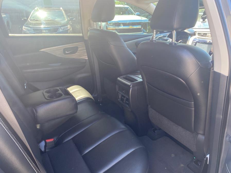 2017 Nissan Murano 2017.5 FWD SL, available for sale in Agawam, Massachusetts | Malkoon Motors. Agawam, Massachusetts 2017 Nissan Murano 2017.5 FWD SL, available for sale in Agawam, Massachusetts | Malkoon Motors. Agawam, Massachusetts