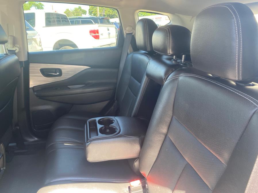 2017 Nissan Murano 2017.5 FWD SL, available for sale in Agawam, Massachusetts | Malkoon Motors. Agawam, Massachusetts 2017 Nissan Murano 2017.5 FWD SL, available for sale in Agawam, Massachusetts | Malkoon Motors. Agawam, Massachusetts