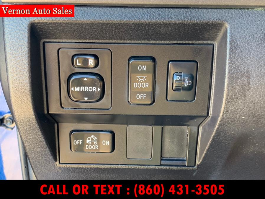 Used Toyota Tundra 4WD Truck Double Cab 5.7L V8 6-Spd AT SR (Natl) 2015 | Vernon Auto Sale & Service. Manchester, Connecticut Used Toyota Tundra 4WD Truck Double Cab 5.7L V8 6-Spd AT SR (Natl) 2015 | Vernon Auto Sale & Service. Manchester, Connecticut