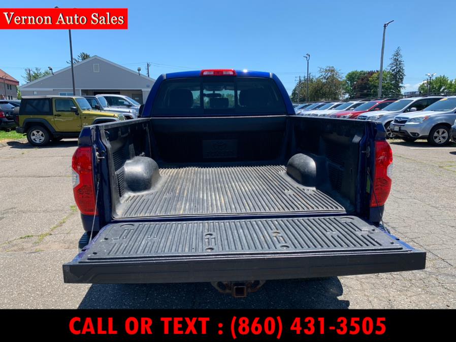 Used Toyota Tundra 4WD Truck Double Cab 5.7L V8 6-Spd AT SR (Natl) 2015 | Vernon Auto Sale & Service. Manchester, Connecticut Used Toyota Tundra 4WD Truck Double Cab 5.7L V8 6-Spd AT SR (Natl) 2015 | Vernon Auto Sale & Service. Manchester, Connecticut