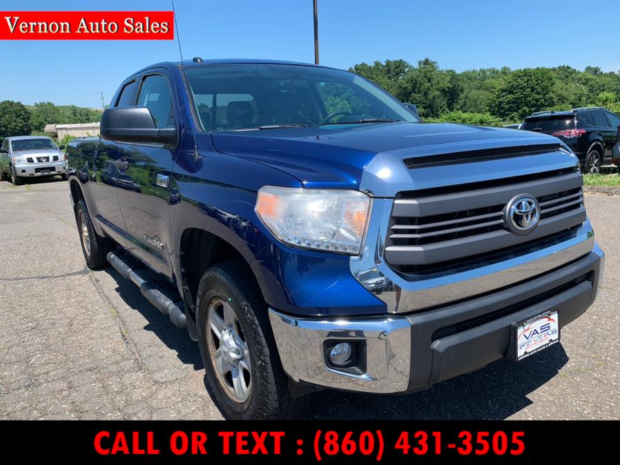 Used Toyota Tundra 4WD Truck Double Cab 5.7L V8 6-Spd AT SR (Natl) 2015 | Vernon Auto Sale & Service. Manchester, Connecticut Used Toyota Tundra 4WD Truck Double Cab 5.7L V8 6-Spd AT SR (Natl) 2015 | Vernon Auto Sale & Service. Manchester, Connecticut