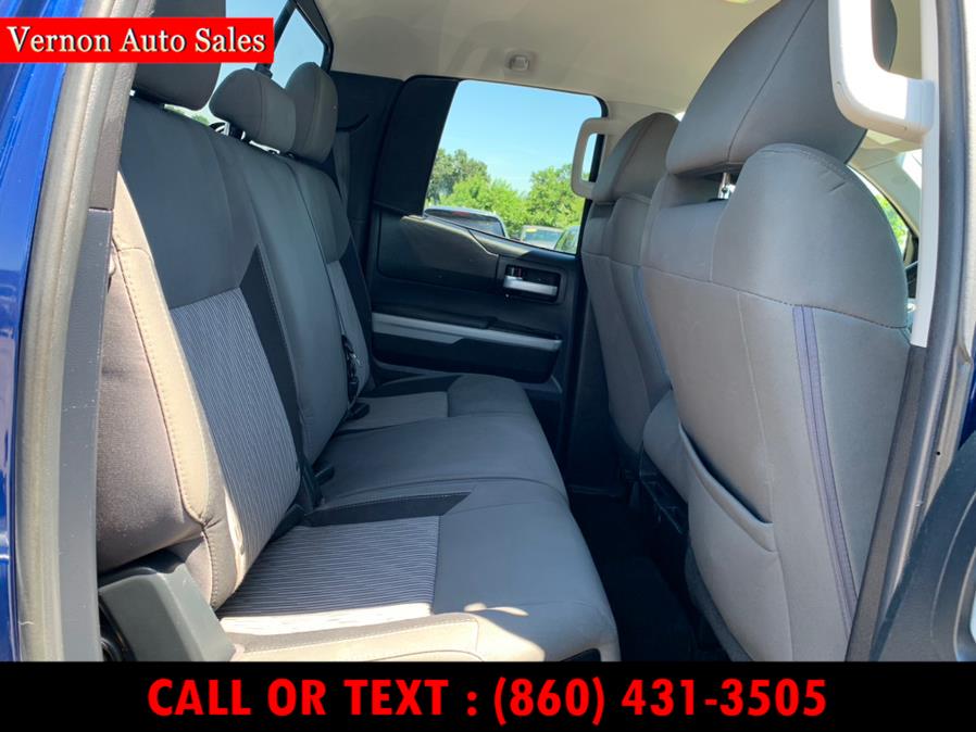 Used Toyota Tundra 4WD Truck Double Cab 5.7L V8 6-Spd AT SR (Natl) 2015 | Vernon Auto Sale & Service. Manchester, Connecticut Used Toyota Tundra 4WD Truck Double Cab 5.7L V8 6-Spd AT SR (Natl) 2015 | Vernon Auto Sale & Service. Manchester, Connecticut