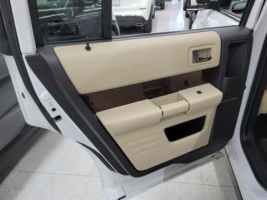 2015 Ford Flex 4dr Limited AWD, available for sale in West Haven, Connecticut | Auto Fair Inc.. West Haven, Connecticut 2015 Ford Flex 4dr Limited AWD, available for sale in West Haven, Connecticut | Auto Fair Inc.. West Haven, Connecticut