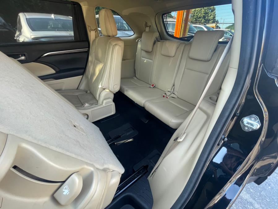 Used Toyota Highlander Limited Platinum 2015 | Sylhet Motors Inc.. Jamaica, New York Used Toyota Highlander Limited Platinum 2015 | Sylhet Motors Inc.. Jamaica, New York