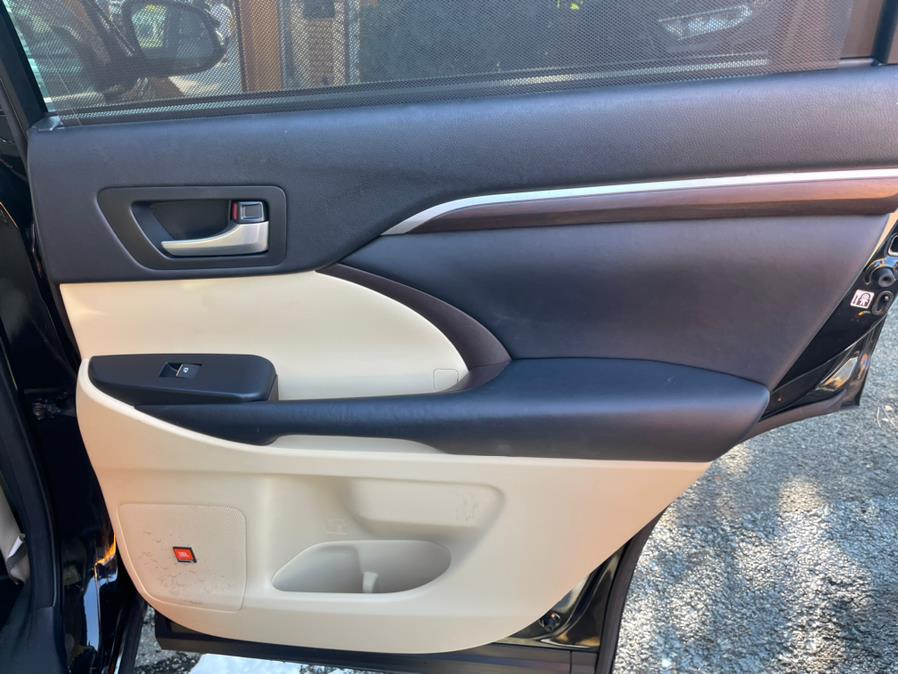 Used Toyota Highlander Limited Platinum 2015 | Sylhet Motors Inc.. Jamaica, New York Used Toyota Highlander Limited Platinum 2015 | Sylhet Motors Inc.. Jamaica, New York