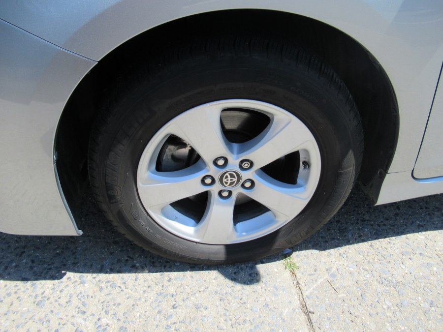 2020 Toyota Sienna LE FWD 8-Passenger (Natl), available for sale in Woodside, New York | Pepmore Auto Sales Inc.. Woodside, New York 2020 Toyota Sienna LE FWD 8-Passenger (Natl), available for sale in Woodside, New York | Pepmore Auto Sales Inc.. Woodside, New York