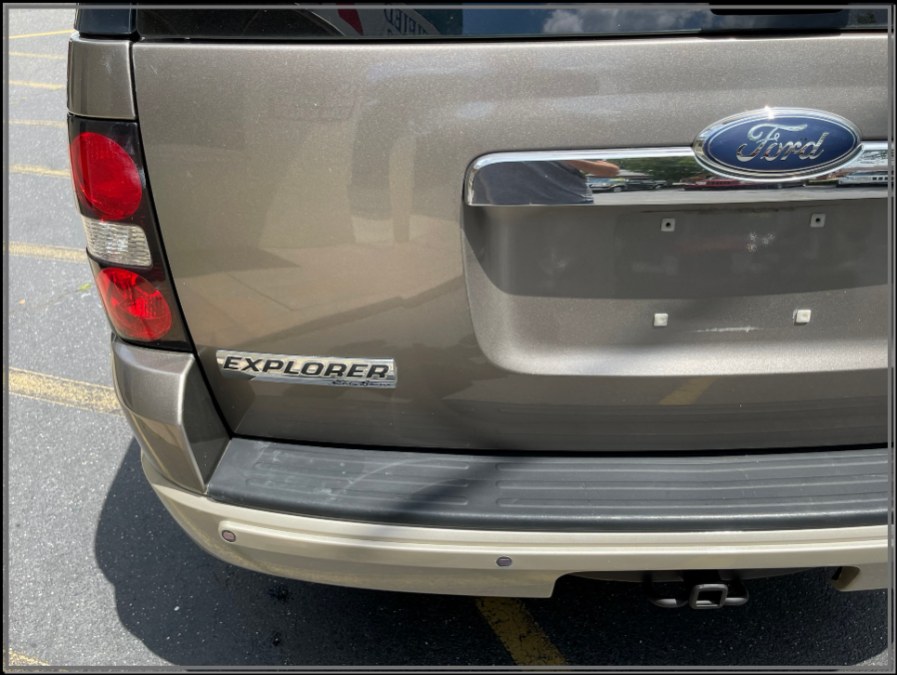 2006 Ford Explorer 4dr 114" WB 4.0L Eddie Bauer 4WD, available for sale in Huntington Station, New York | My Auto Inc.. Huntington Station, New York 2006 Ford Explorer 4dr 114" WB 4.0L Eddie Bauer 4WD, available for sale in Huntington Station, New York | My Auto Inc.. Huntington Station, New York