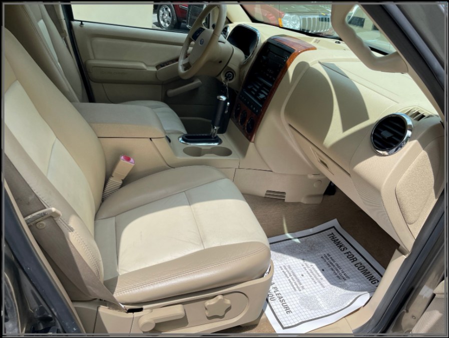 2006 Ford Explorer 4dr 114" WB 4.0L Eddie Bauer 4WD, available for sale in Huntington Station, New York | My Auto Inc.. Huntington Station, New York 2006 Ford Explorer 4dr 114" WB 4.0L Eddie Bauer 4WD, available for sale in Huntington Station, New York | My Auto Inc.. Huntington Station, New York