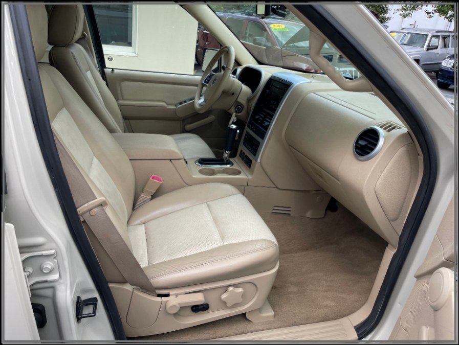 2006 Mercury Mountaineer 4dr Luxury AWD, available for sale in Huntington Station, New York | My Auto Inc.. Huntington Station, New York 2006 Mercury Mountaineer 4dr Luxury AWD, available for sale in Huntington Station, New York | My Auto Inc.. Huntington Station, New York