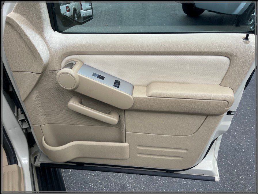 2006 Mercury Mountaineer 4dr Luxury AWD, available for sale in Huntington Station, New York | My Auto Inc.. Huntington Station, New York 2006 Mercury Mountaineer 4dr Luxury AWD, available for sale in Huntington Station, New York | My Auto Inc.. Huntington Station, New York