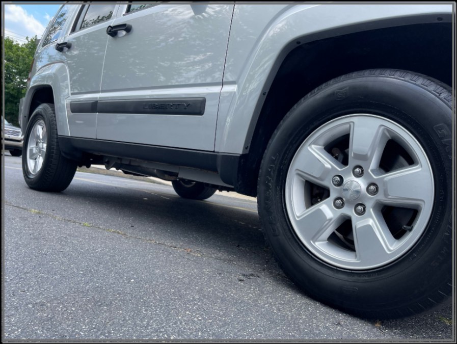 2012 Jeep Liberty 4WD 4dr Sport, available for sale in Huntington Station, New York | My Auto Inc.. Huntington Station, New York 2012 Jeep Liberty 4WD 4dr Sport, available for sale in Huntington Station, New York | My Auto Inc.. Huntington Station, New York
