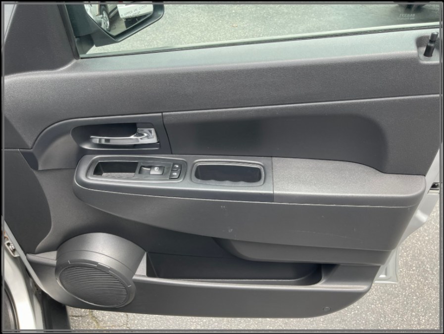 2012 Jeep Liberty 4WD 4dr Sport, available for sale in Huntington Station, New York | My Auto Inc.. Huntington Station, New York 2012 Jeep Liberty 4WD 4dr Sport, available for sale in Huntington Station, New York | My Auto Inc.. Huntington Station, New York