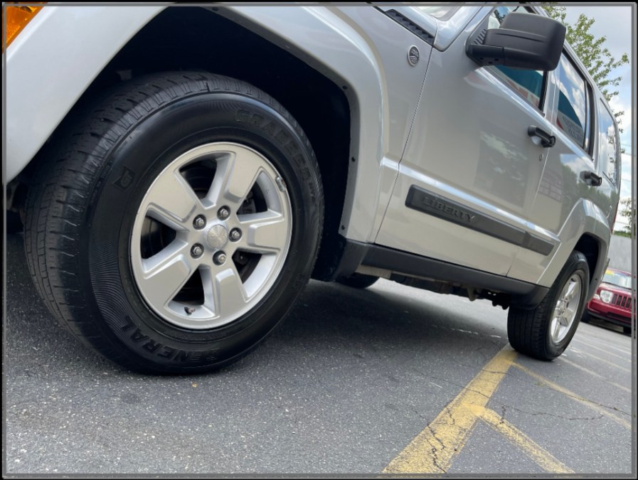 2012 Jeep Liberty 4WD 4dr Sport, available for sale in Huntington Station, New York | My Auto Inc.. Huntington Station, New York 2012 Jeep Liberty 4WD 4dr Sport, available for sale in Huntington Station, New York | My Auto Inc.. Huntington Station, New York