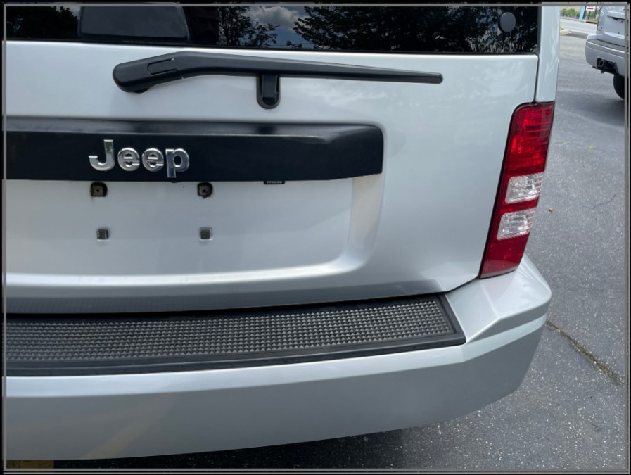 2012 Jeep Liberty 4WD 4dr Sport, available for sale in Huntington Station, New York | My Auto Inc.. Huntington Station, New York 2012 Jeep Liberty 4WD 4dr Sport, available for sale in Huntington Station, New York | My Auto Inc.. Huntington Station, New York