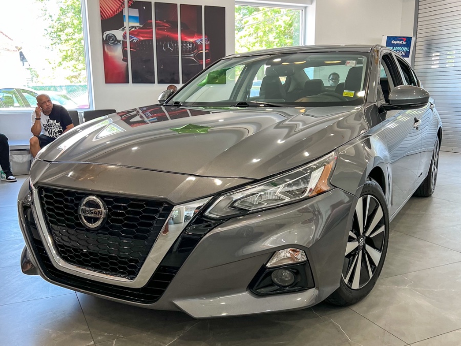 2020 Nissan Altima 2.5 SL Sedan, available for sale in Franklin Square, New York | Luxury Motor Club. Franklin Square, New York 2020 Nissan Altima 2.5 SL Sedan, available for sale in Franklin Square, New York | Luxury Motor Club. Franklin Square, New York