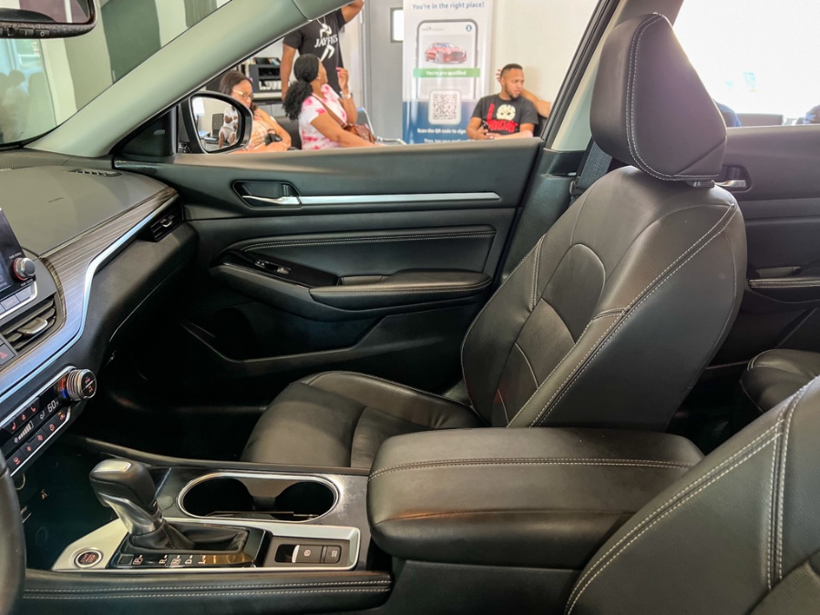2020 Nissan Altima 2.5 SL Sedan, available for sale in Franklin Square, New York | Luxury Motor Club. Franklin Square, New York 2020 Nissan Altima 2.5 SL Sedan, available for sale in Franklin Square, New York | Luxury Motor Club. Franklin Square, New York