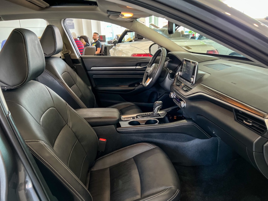 2020 Nissan Altima 2.5 SL Sedan, available for sale in Franklin Square, New York | Luxury Motor Club. Franklin Square, New York 2020 Nissan Altima 2.5 SL Sedan, available for sale in Franklin Square, New York | Luxury Motor Club. Franklin Square, New York