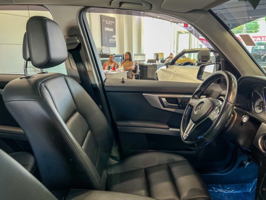 2014 Mercedes-Benz GLK-Class 4MATIC 4dr GLK350, available for sale in Franklin Square, New York | Luxury Motor Club. Franklin Square, New York 2014 Mercedes-Benz GLK-Class 4MATIC 4dr GLK350, available for sale in Franklin Square, New York | Luxury Motor Club. Franklin Square, New York