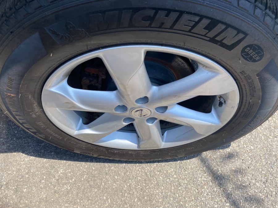 2010 Nissan Murano AWD 4dr LE, available for sale in Middle Village, New York | Middle Village Motors . Middle Village, New York 2010 Nissan Murano AWD 4dr LE, available for sale in Middle Village, New York | Middle Village Motors . Middle Village, New York