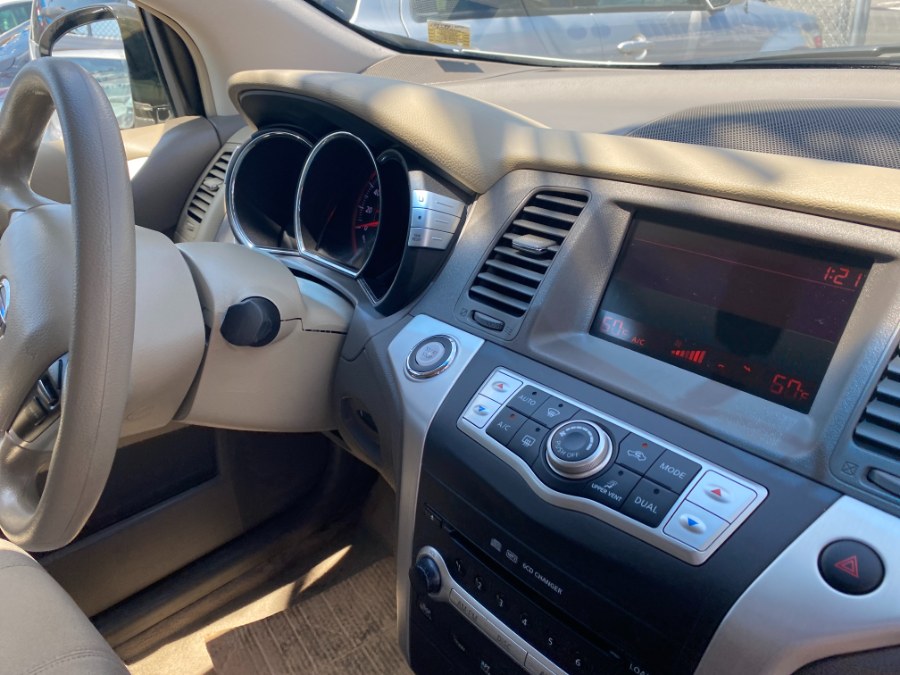 2010 Nissan Murano AWD 4dr LE, available for sale in Middle Village, New York | Middle Village Motors . Middle Village, New York 2010 Nissan Murano AWD 4dr LE, available for sale in Middle Village, New York | Middle Village Motors . Middle Village, New York