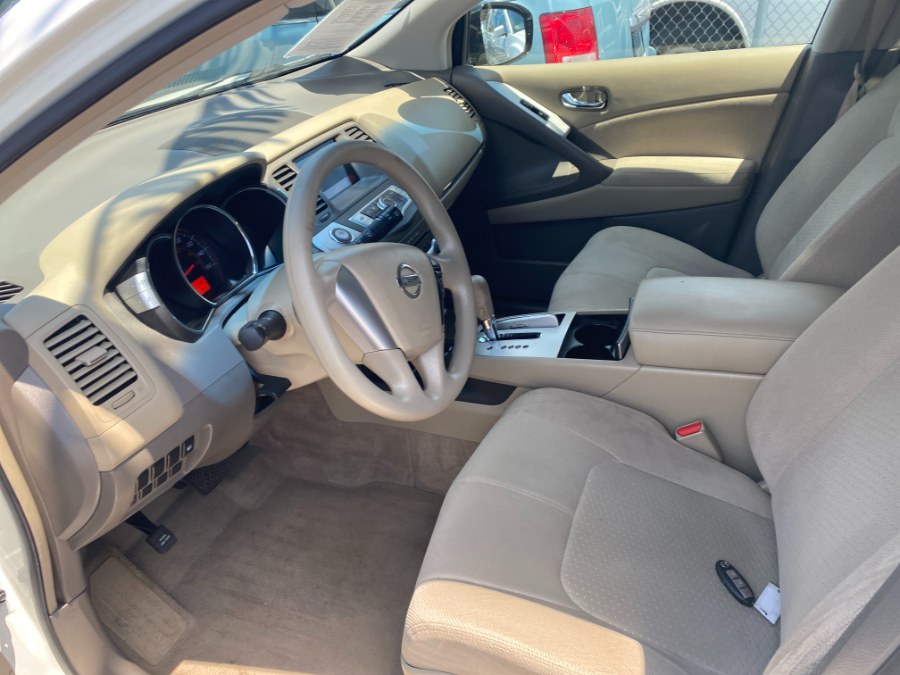 2010 Nissan Murano AWD 4dr LE, available for sale in Middle Village, New York | Middle Village Motors . Middle Village, New York 2010 Nissan Murano AWD 4dr LE, available for sale in Middle Village, New York | Middle Village Motors . Middle Village, New York